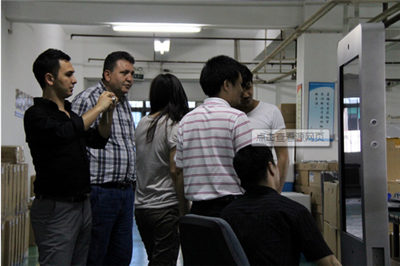 華奇硅膠護(hù)線圈：#有酒有故事#之感謝一路有您！